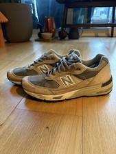 New Balance 991v2 MiUK Rock