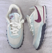 Nike Waffle Racer, crema/blu