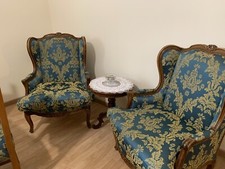 2 poltrone stile classico in buone condizioni - come nuove