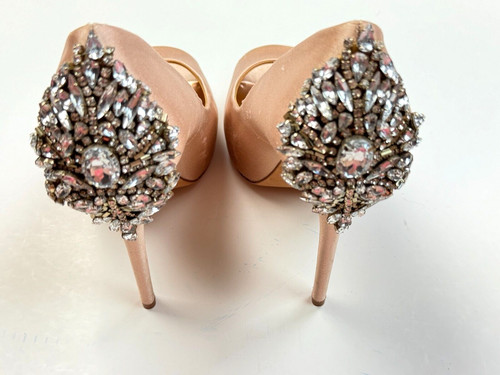 Badgley mischka kiara pump - mischka,