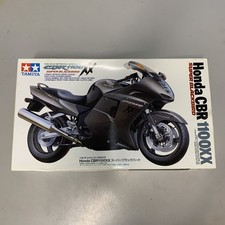 TAMIYA 14070 Honda CBR 1100XX