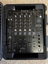 Pioneer DJM-900NXS2 con