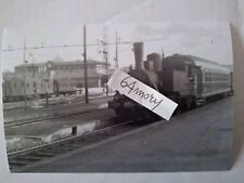 Fotografia Locomotiva a vapore FS Gr835.052 con carrozze passeggeri tipo 1959 