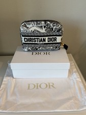 Pochette nuova senza etichette