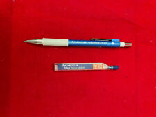 STAEDTLER portamine Mars micro a scatto AZZURRO-BIANCO + 12 mine da 0,5 mm 3H