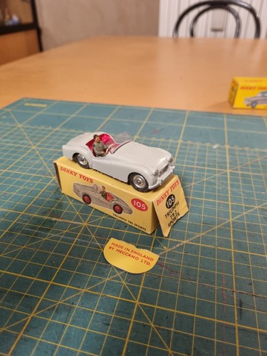 Dinky triumph tr2 - triumph,