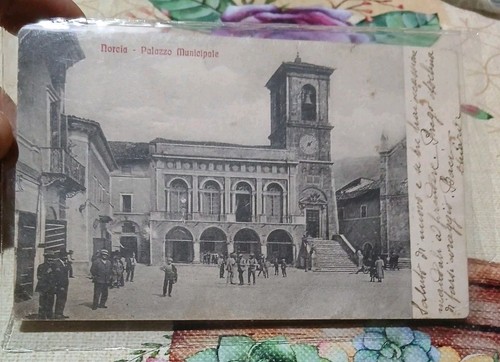 Norcia palazzo municipale - norcia,