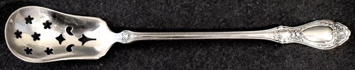 Antico cucchiaio oliva