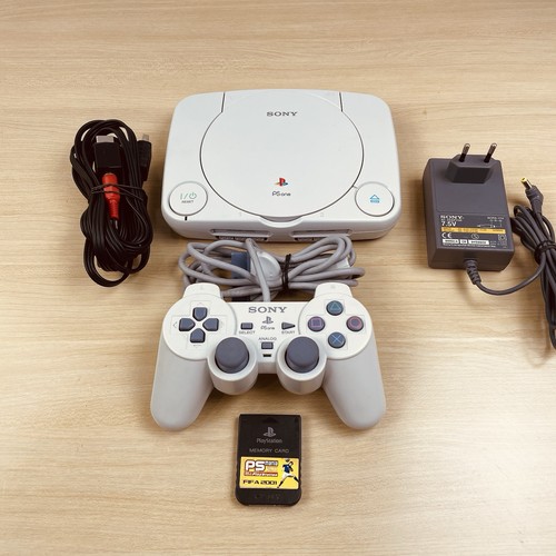 Sony playstation console - playstation, 1