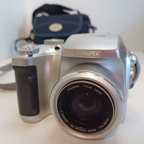 Fuijfilm finepix s3000 digital - fuijfilm,