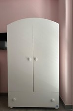 PALI ARMADIO ECO BIANCO COMPLETA DI ASTA APPENDIABITI…USATO ,OTTIME CONDIZIONI 