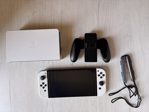 Nintendo switch modello oled - modello,