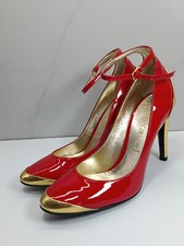 Décolleté con tacco alto e