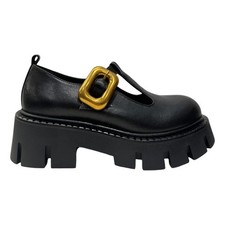 Laura Bizzarri Scarpa a Occhio