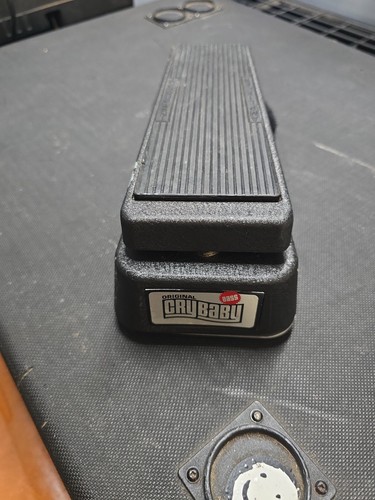 Cry baby pedale wah - cry,