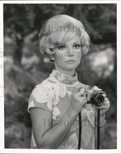1977 Press Photo Ruta Lee