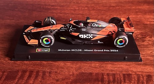 Mclaren mcl38 2025 - -, 1:43