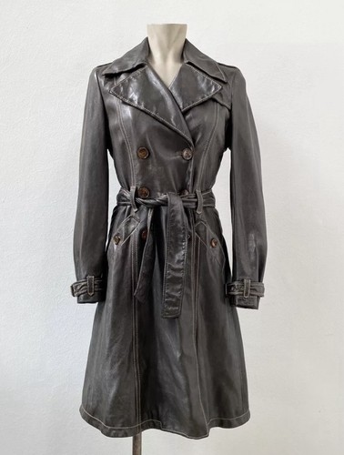 Capo archivio 133 - ., trench