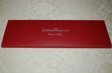 Salvatore Ferragamo,  Folder
