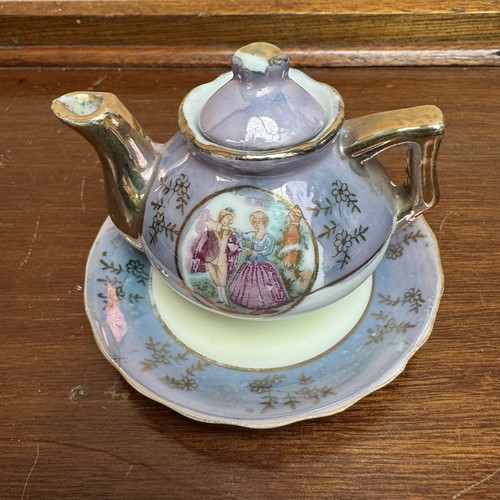 Pretty miniature violet - miniature, teapot