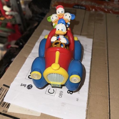 Disney auto paperino 313 - disney,