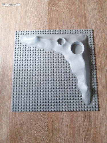 Plaque plateau lego lunaire