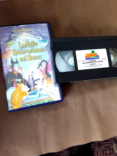 Vhs bella addormentata - bella,