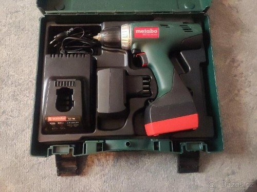 Trapano avvitatore batteria - a,