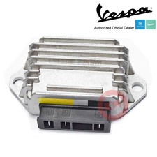 REGOLATORE DI TENSIONE R.O. PIAGGIO 1616395 VESPA PX 125 150 200 1977-1982