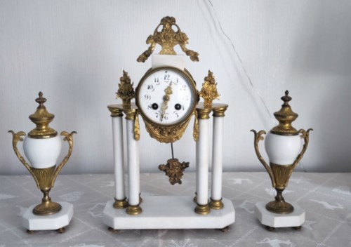 Antico orologio camino con - da,