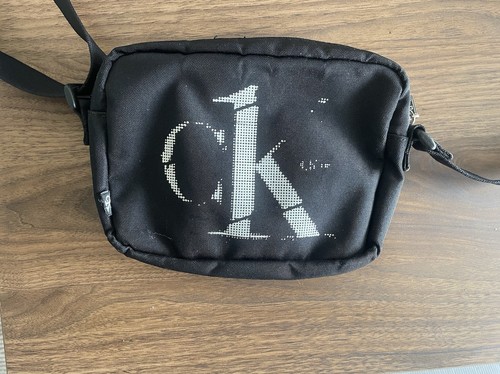 Sacoche calvin klein noir - calvin,