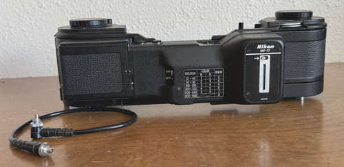 Raro nikon data back - data,