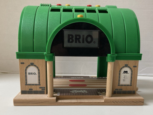 Brio world stazione - world, centrale
