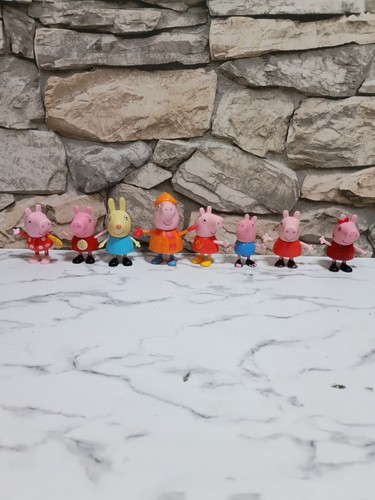 Peppa pig figures - peppa, assorted