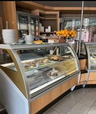 Banco Gelato Più Vetrina Pasticceria 