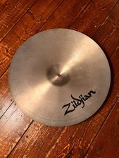 Piatto Avedis ZILDJIAN 20" Medium Ride