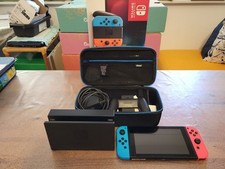 Nintendo Switch, Vari accessori + 2 giochi Fire Emblem 3 Houses + Animal Cross.