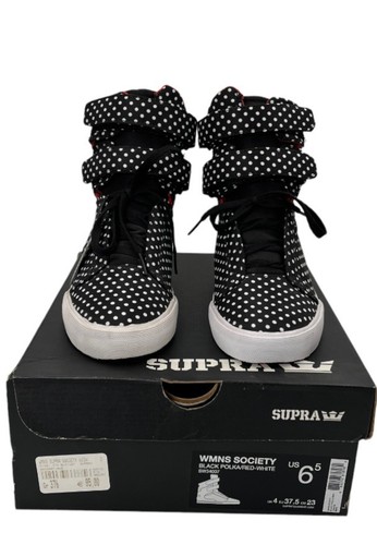 Donna supra society - society, alta