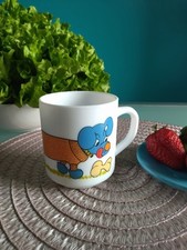 "ARCOPAL" Tazza Mug "Cane bassotto", vintage, vetro opalino, altezza 9 cm.