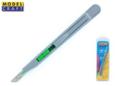 Taglierino con lama a