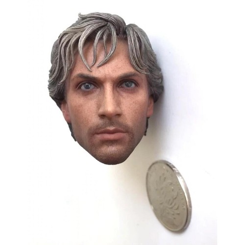 Modellino scultura testa