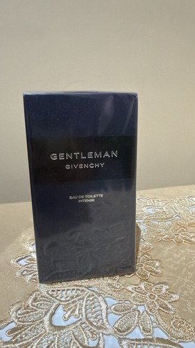 Gentleman givenchy