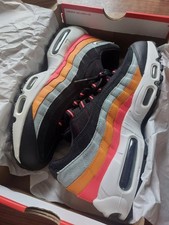 Nike Air Max 95 Essential