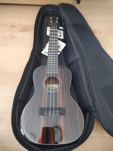 Ukulele concerto ebano - , esotico