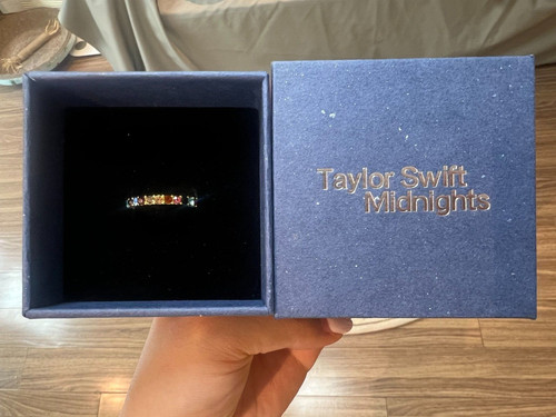 Anello taylor swift bejeweled - taylor,