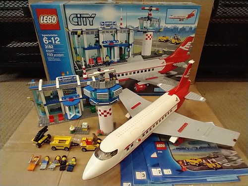Lego 3182 city airport 100 - 3182,