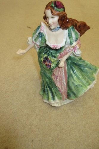 Figurina royal doulton - royal, ladies