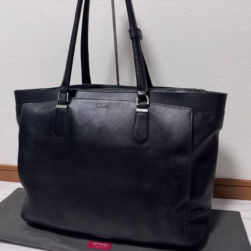 Tumi 79412d sinclair nell tote - sinclair,