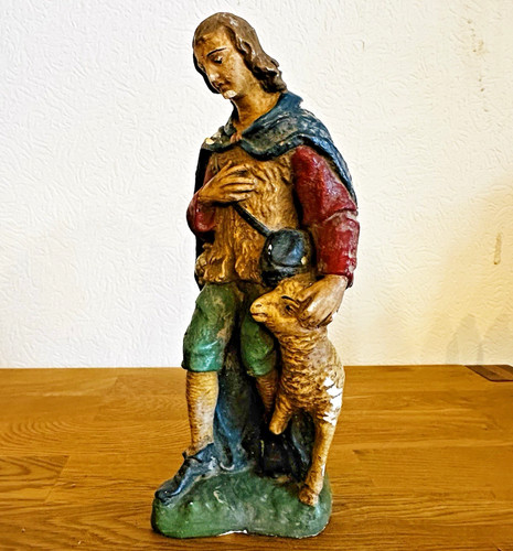 Grande vecchia statuina