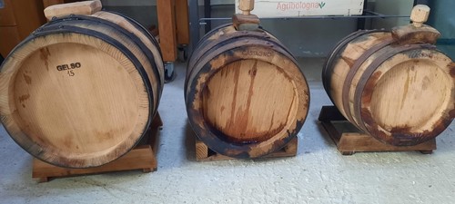 Tre botti per aceto balsamico - botti,